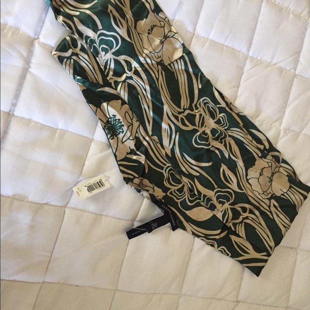 Scarf NWT